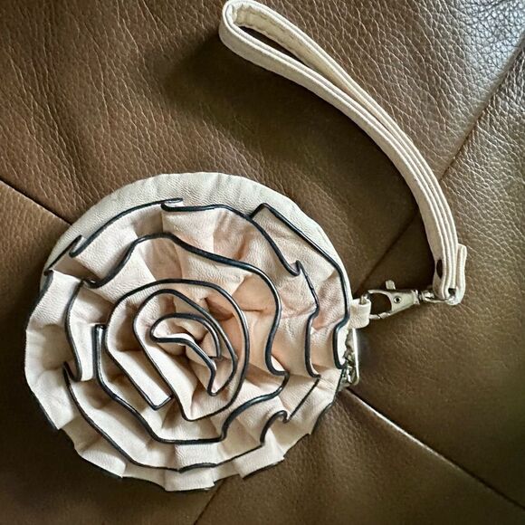 Keychain Change Purse Wristlet pink and Black - Picture 6 of 6